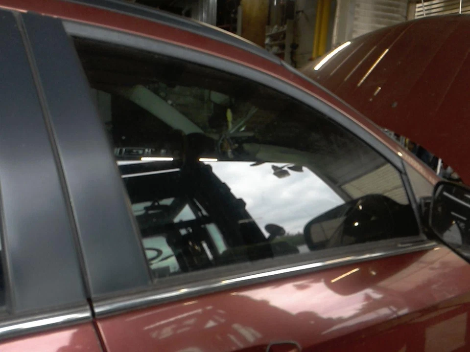 04-08 CHRYSLER PACIFICA Puerta delantera vidrio/ventana derecha sin vidrio laminado Foto 1 de 1
