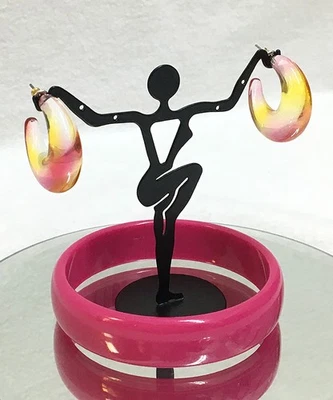 INC Colored Swirl Earrings And Fuchsia Plastic Bangle Bracelet Lot of 2 VTG - Image 1 of 4