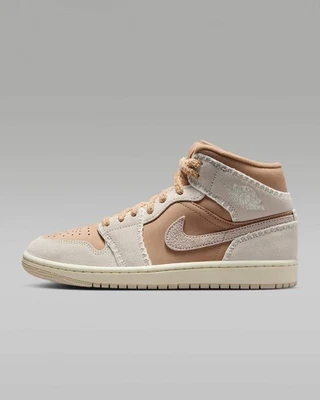 Nike Feminino Air Jordan 1 Mid SE - Cânhamo/Marrom Claro HV4269-200 Expeditedship - Imagem 1 de 4