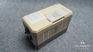 YASKAWA VARISPEED 656RC5 I CIMR-R5A43P7 I NW0E160-021 I AC 3PH 380-460V I 6A - Imagen 1 de 10