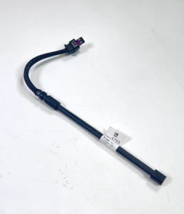 Cadillac XT4 GM 2019-2023 cierre de puerta trasera manos libres sensor inferior 84124769 OEM - Imagen 1 de 11