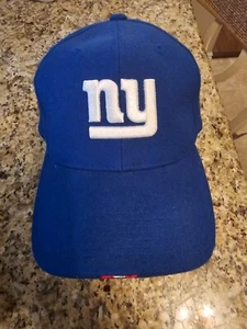 New York Giants Vintage Nike Team Fitted Cap Size 7 1/4 ... Embroidered Logo - Picture 1 of 4