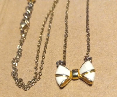 Ted Baker крошечный золотой белый в цвете бант 18» ожерелье A243B надпись кристалл конец - Изображение 1 из 4