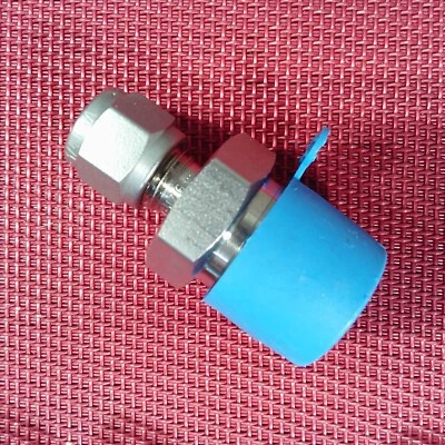 SWAGELOK SSP Grip® 1/4 Tube OD x 1/2 NPT Male Pipe STRAIGHT CONNECTOR 316 Stainless Steel