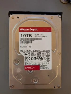 WD Red Plus 10TB SATA 3, 3,5 Zoll NAS Interne Festplatte (WD101EFBX) - Bild 1 von 2
