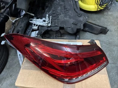 Original Mercedes W118 CLA Rückleuchte Heckleuchte außen links A1189067500 - Bild 1 von 4
