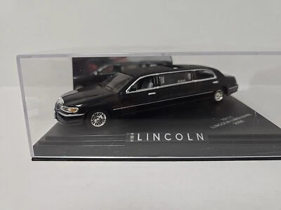Limusina Lincoln Sun Star Diecast escala 1:43 2000 edición Millenium negra  Foto 1 de 4