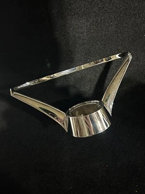 Vintage 1965-66 Chevrolet Corvair Horn Ring #9741752 OEM B4 - Imagem 1 de 4