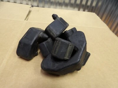 03-07 Suzuki SV1000 RUEDA TRASERA GOMA BUJE FRENO AMORTIGUADORES BUJES 64651-35F00 Foto 1 de 2