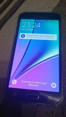 Smartphone Samsung Galaxy J3  SuperAmoled Con Cover  - Immagine 1 di 4