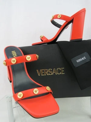 SANDALIAS VERSACE CORAL NARANJA CUERO DORADO LOGOTIPO MEDUSA TACHUELAS SALÓN MULA 36.5 6.5 Foto 1 de 4