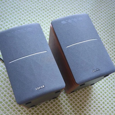 Динамики Edifier R1280T с активным питанием для книжной полки протестированы/работают с пультом дистанционного управления - Изображение 1 из 4