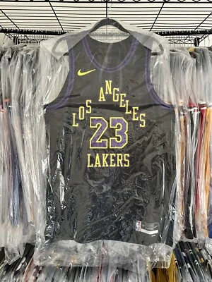 Nueva con etiquetas Camiseta Los Angeles Lakers Nike NBA LeBron James 2024 City 48 Auténtica Grande Foto 1 de 2