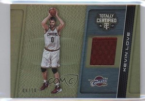2016-17 Panini Totally Certified Materials Gold /10 Kevin Love #5