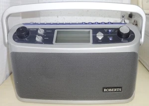 Roberts Classic R9939 AM FM Radio Portatile Argento - USATO - Foto 1 di 7