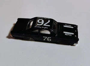 Johnny Lightning #76 Smokey Hughes Negro 67 Ford Fairlane Ranura Carrocería TJet - Imagen 1 de 5