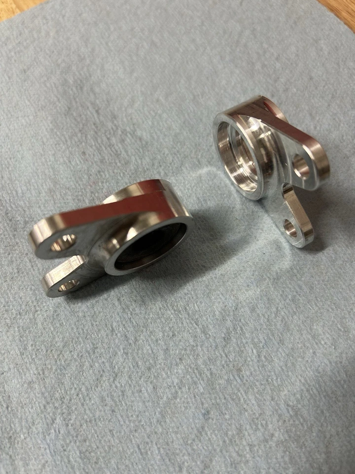 HONDA 250R ATC TRX250 MUFFLER EXHAUST HANGER BRACKET Atc250r Trx250r Mount - Image 1 of 4