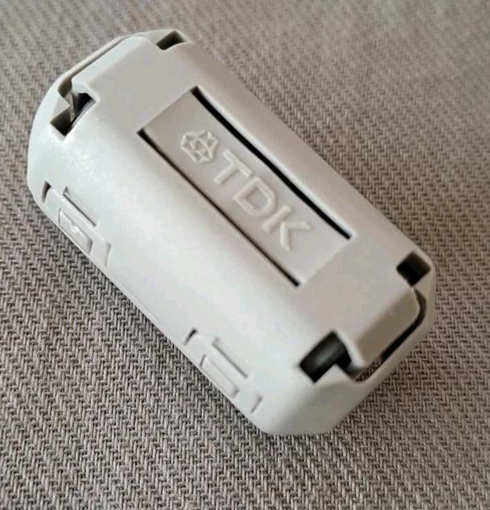 TDK ZCAT 2035-0930 EMV Klemmfilter Ferritkern mit Gehäuse für Kabel 6-9mm - Bild 1 von 3