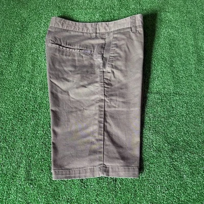 Volcom Flat Front Classic Fit Chino Olive Green Skateboard Shorts Size 30 - Image 1 of 4