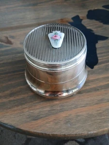 Vintage Silvertone Metal Powder Puff Music Box~Blue Danube - Picture 1 of 13
