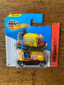 Hot Wheels Short Car Bump Around #166/250 HW Race - Picture 1 of 1