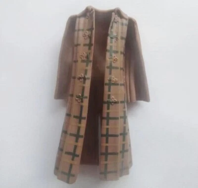 Doctor Who El Tercer Tercer Doctor Figura Ropa Vieja Suelta Foto 1 de 4