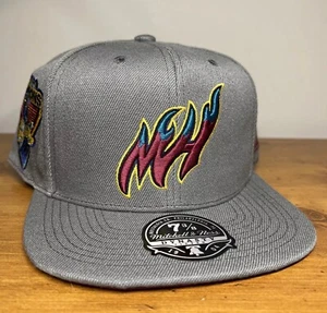Miami Heat Mitchell & Ness 2012 Campeones de la NBA Gris HWC Gorra Ajustada Sombrero 7 3/8 NUEVO - Imagen 1 de 12