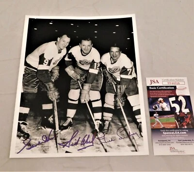 Gordie Howe Sid Abel Ted Lindsay Signed Detroit Red Wings 8x10 Photo JSA COA HOF - Image 1 of 2
