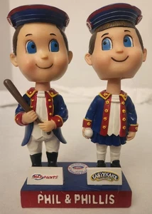PHIL AND PHILLIS MVP PHILADELPHIA PHILLIES VETERANS STADIUM BOBBLEHEAD 2003 - Picture 1 of 10