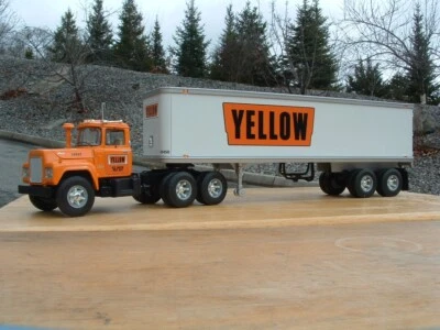 HUGE 17" LONG YELLOW FREIGHT TANDEM TANDEM R MACK TRACTOR TRAILER FIRST GEAR - Image 1 of 2