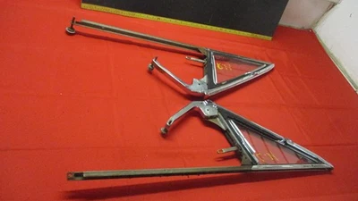 1963 1964 CHEVROLET IMPALA OLDS BUICK PONTIAC CONVERTIBLE VENT WINDOW - Image 1 of 4