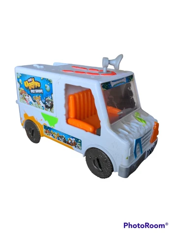 The Ugglys Pet Shop Van Gross Sounds Toy Figures Moose Truck Electronics Work Cover
