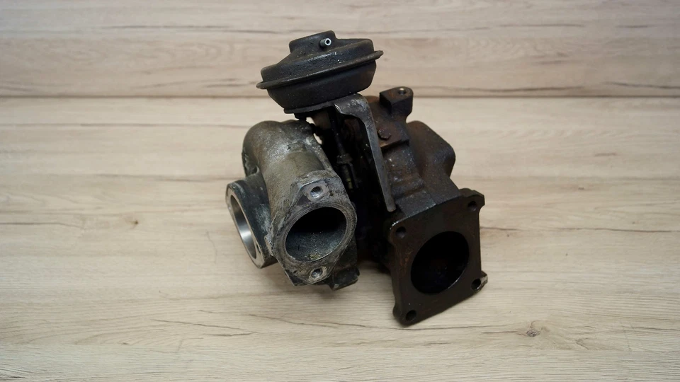 Turbolader Toyota Land Cruiser 100 200 4.2 TDI 204 PS 1720117070  - Bild 1 von 1