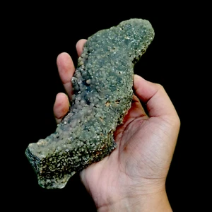 AMAZING!!! 252GR Rough Grape agate Manakara Crystal Healing and meditation - Picture 1 of 6