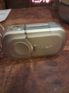 Vintage Minolta Vectis 3000  Retro  Camera Working With Battery  - Picture 1 of 8