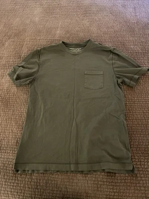 Banana Republic Men’s Medium Supima Cotton T Shirt Green Crew Neck - Image 1 of 3