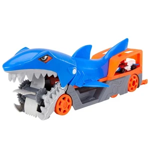 Hot Wheels Shark trailer Playset with 1 car (1:64 scale) for children aged 4 to  - Picture 1 of 10