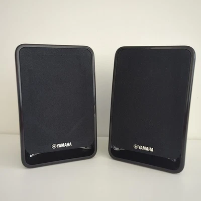 Yamaha NS-B20 Small Stereo Surround Bookshelf Speakers Pair 100W - image 1 of 4
