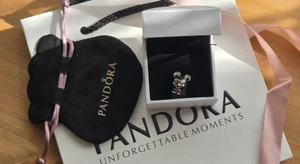 Rare Pandora Disney Mickey Mouse Charm 925 ALE Silver Excellent Cond - Picture 1 of 10