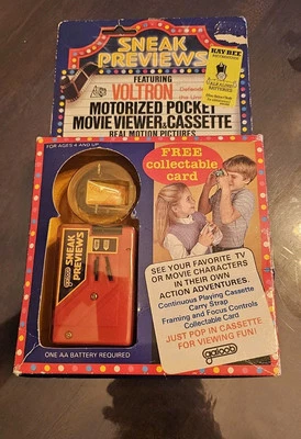 Visor de películas de bolsillo motorizado Voltron Valoob Sneak Previews 1984 y casete Foto 1 de 4