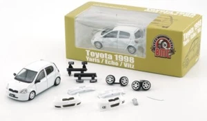 TOYOTA Yaris / Echo / Vitz - 1988 - bianco - BM 1:64 - Foto 1 di 6