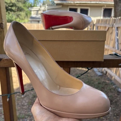 Christian Louboutin 全新 Simple Pump 120 专利小牛裸体 6248 女式美国 8.5 码 — 第 1/4 张图片