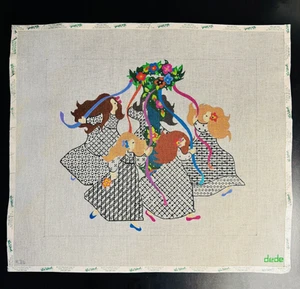 GIRLS DANCING 'ROUND MAYPOLE - VTG Handpainted Needlepoint Canvas Dede 17x18 NOS - Picture 1 of 6