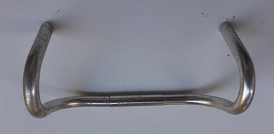 Piega manubrio bici corsa marca 3ttt, in alluminio, larghezza cm 38 - Immagine 1 di 3