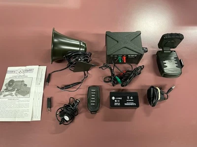 VTG Johnny Stewart Bird & Animal Caller with Speaker and Carry Case - Image 1 of 4