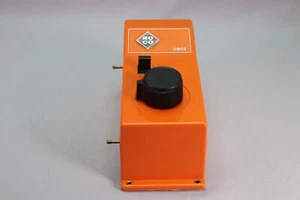 BB083 ROCO 0902 train Ho Eléments electronique réglage 15V Electronic controller - Imagen 1 de 4