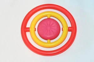 Vintage Baby Toy Rattle Teether Kiddie Products Mass. Mod Flower Pink Daisy - Picture 1 of 3