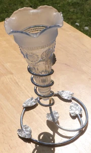 1116 Vtg Pretty Bagley Glass Katherine Part Frosted Bud Vase, Leafy Chrome Stand - Picture 1 of 9