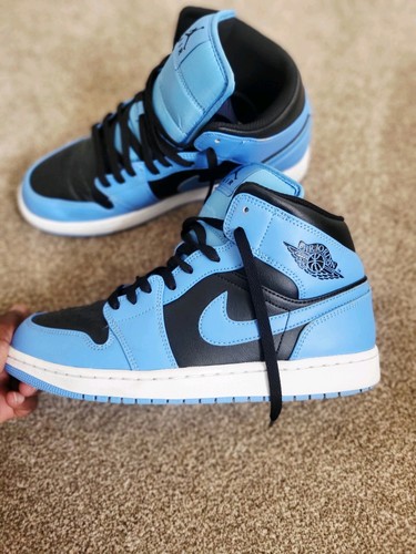 Nike Jordan 1 Mid University blu nero bianco