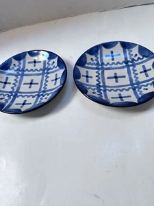 Vintage John B Taylor Keramik Keramik blau Kreuz kariert Set 2 Untertassen 6,5" - Bild 1 von 6